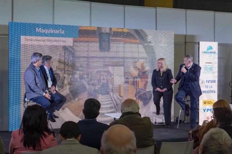 Disertación de Miguel Tudino sobre el desarrollo de proveedores en la Industria Nacional.