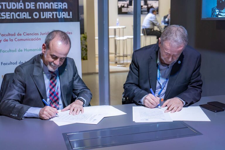 Firma de convenio marco entre Tandanor y la Universidad de la Marina Mercante