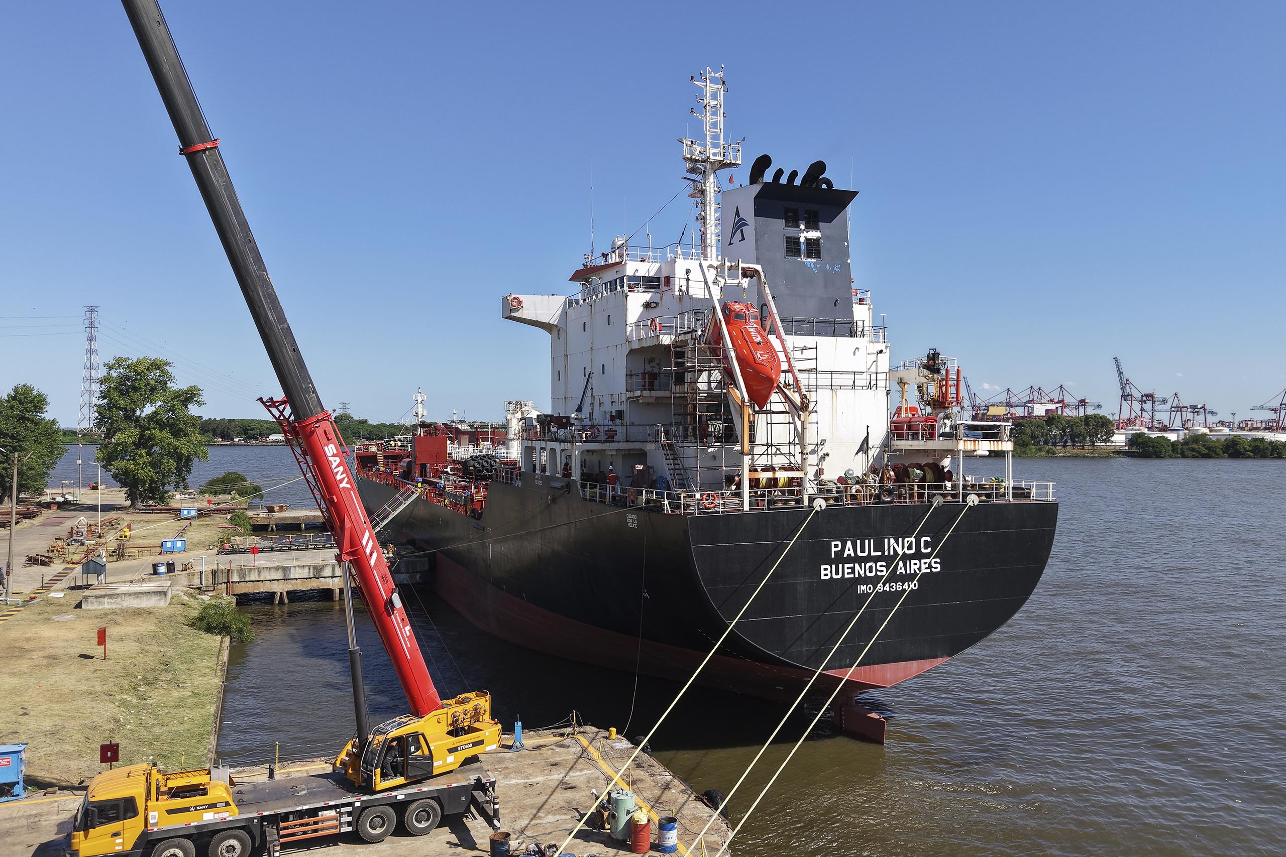PAULINO C en muelle E