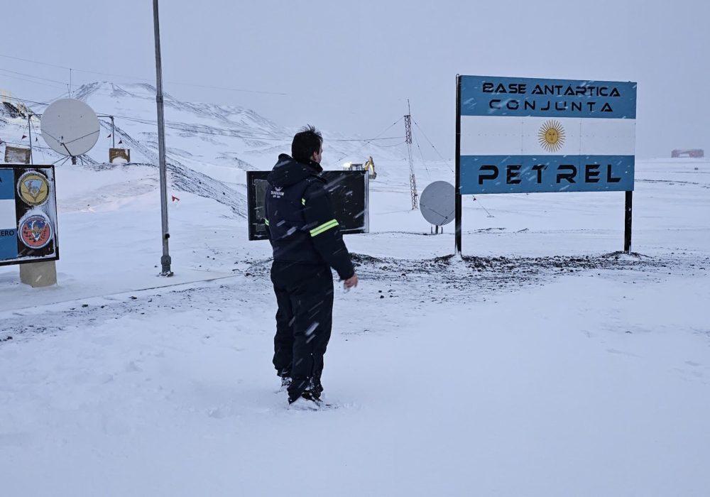 Base Antártica Conjunta Petrel